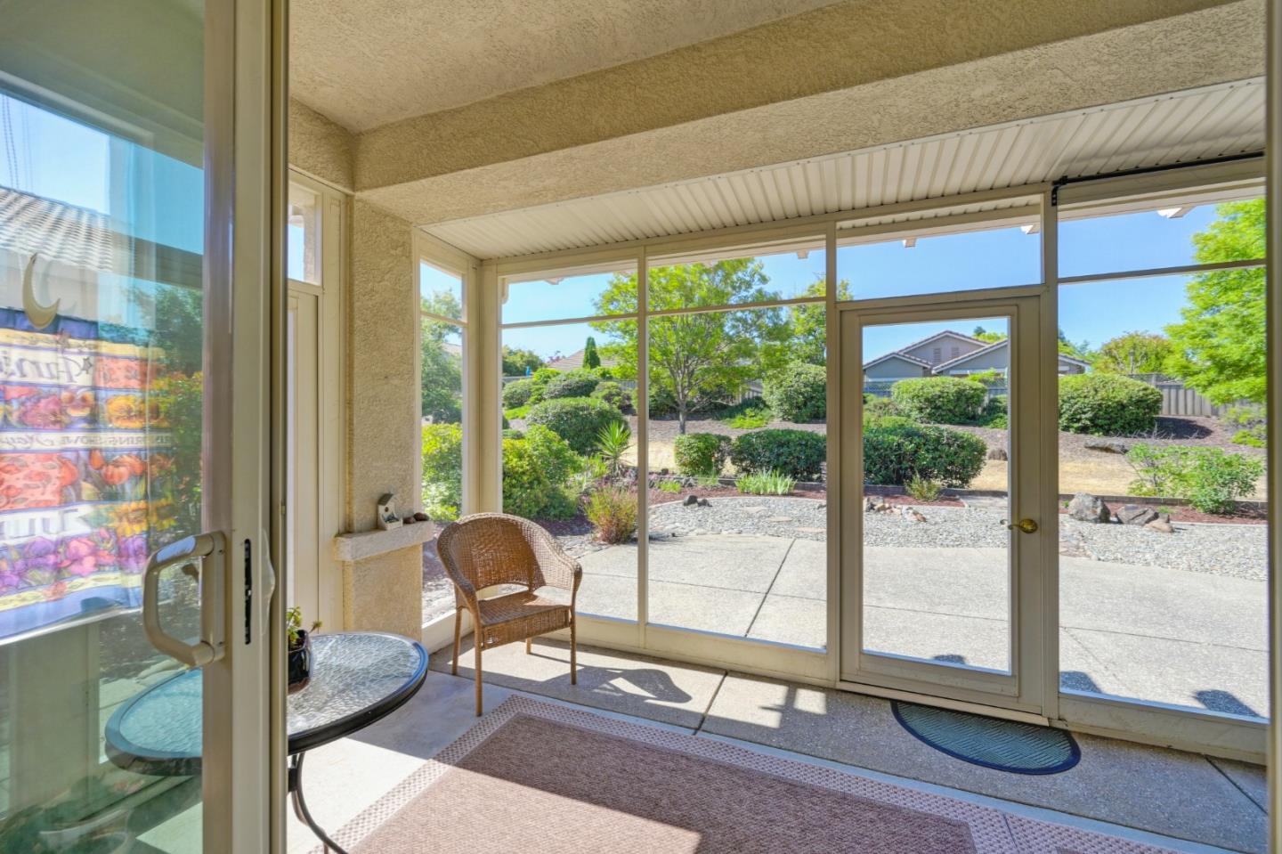 Detail Gallery Image 8 of 22 For 2435 Monument Ct, Lincoln,  CA 95648 - 2 Beds | 2 Baths