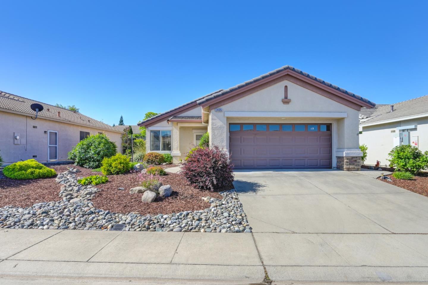 Detail Gallery Image 9 of 22 For 2435 Monument Ct, Lincoln,  CA 95648 - 2 Beds | 2 Baths