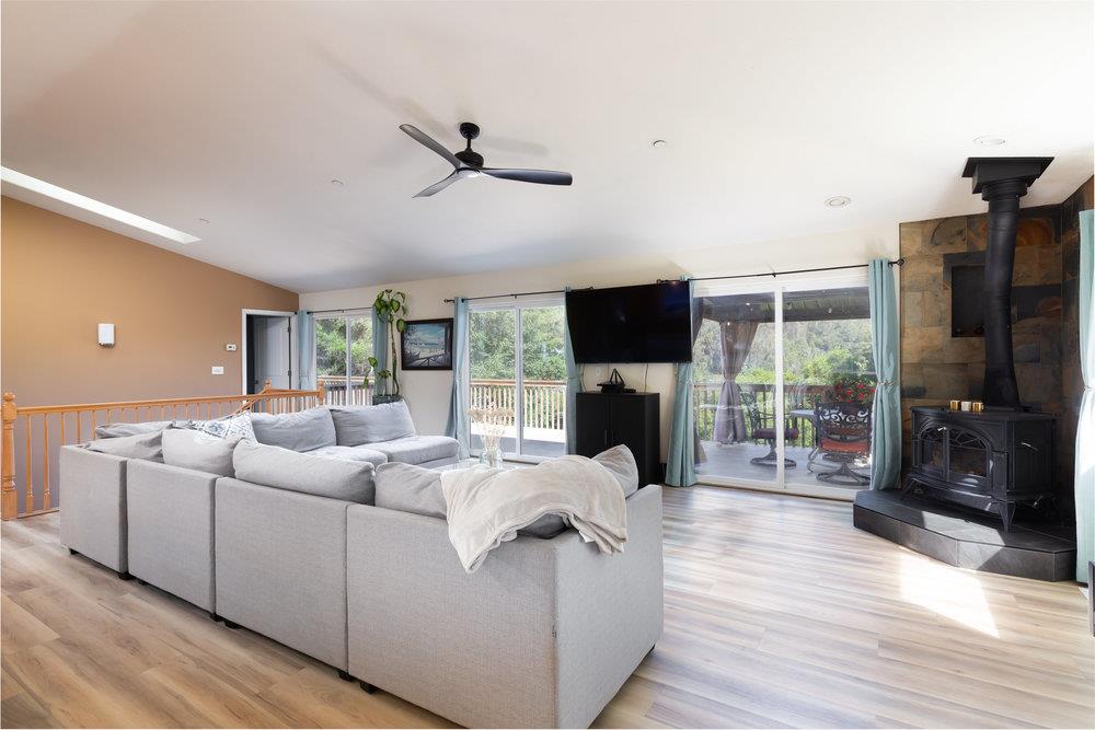 Detail Gallery Image 12 of 38 For 2889 Branciforte Dr, Santa Cruz,  CA 95065 - 4 Beds | 2/1 Baths