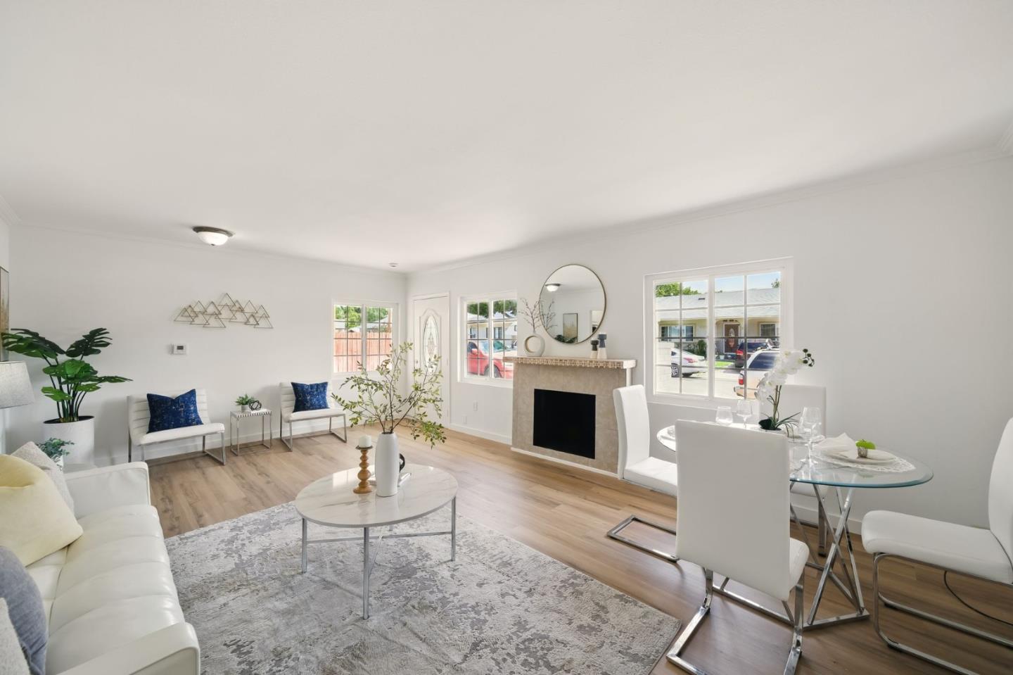 Detail Gallery Image 4 of 29 For 27239 Dunbar Pl, Hayward,  CA 94544 - 4 Beds | 2 Baths