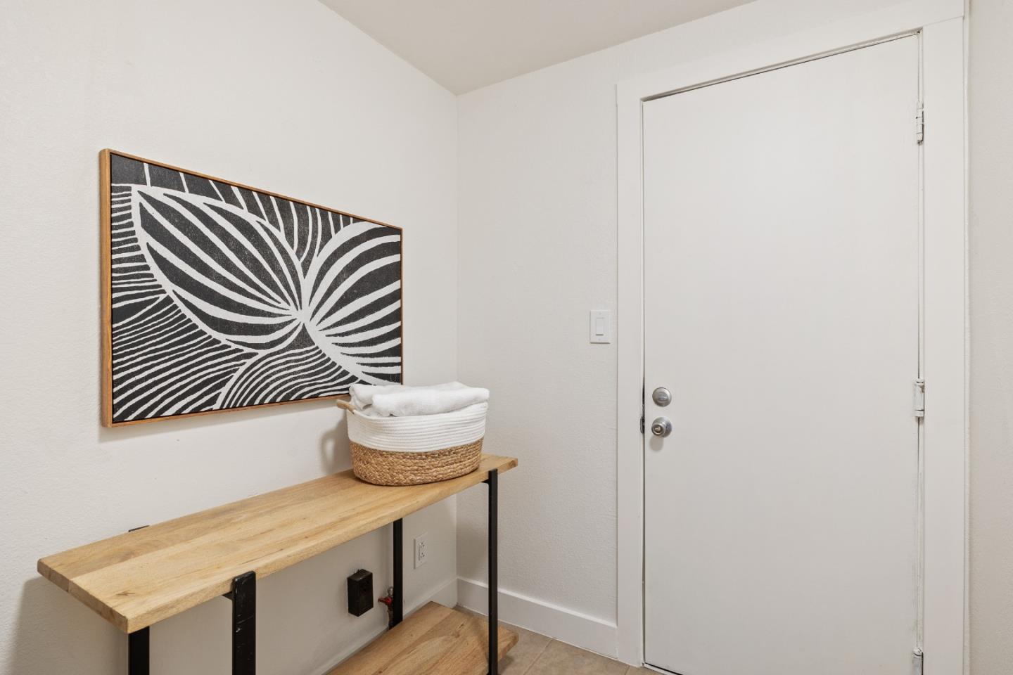 Detail Gallery Image 11 of 22 For 1125 Cypress St, East Palo Alto,  CA 94303 - 3 Beds | 2 Baths