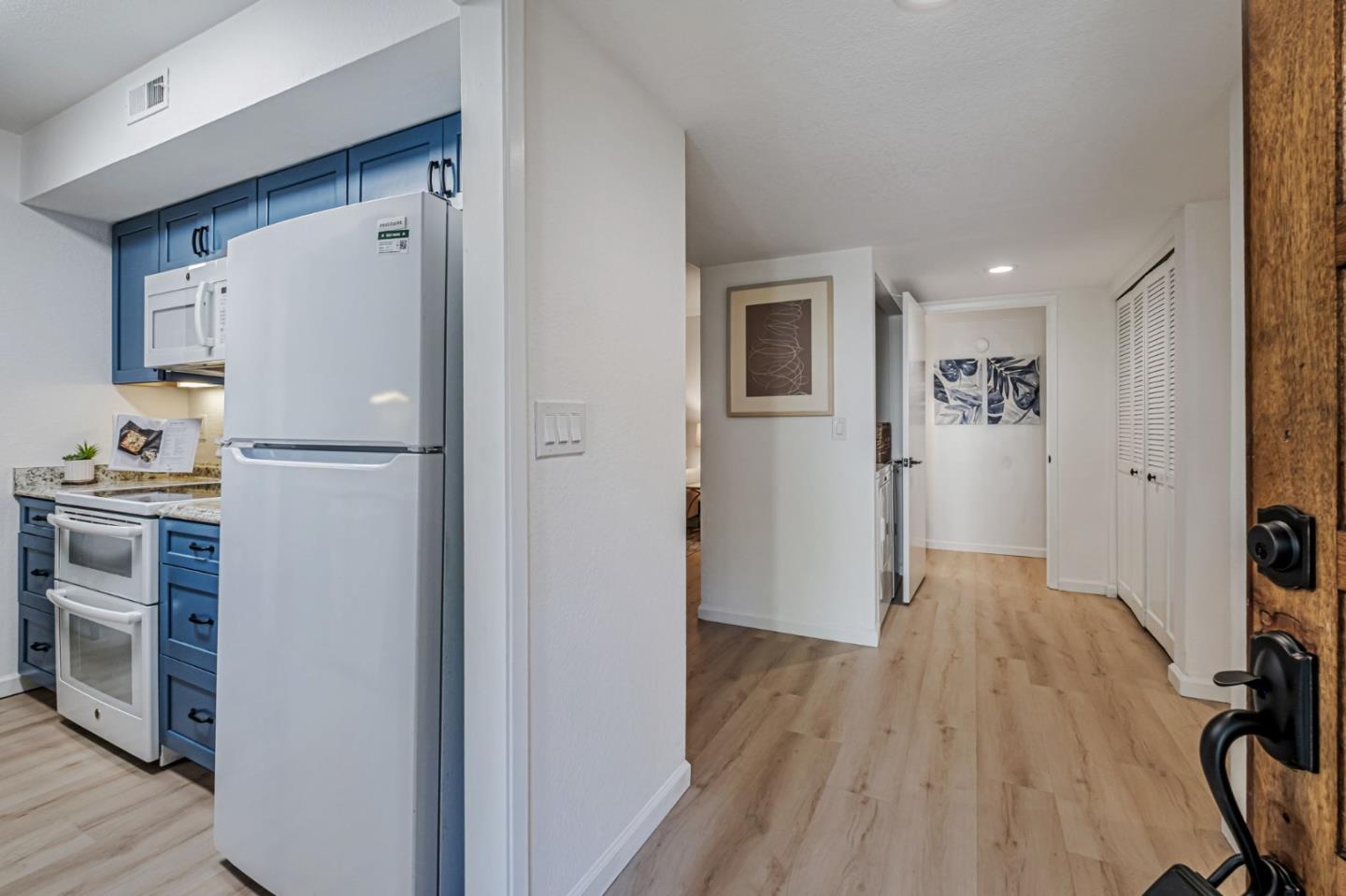 Detail Gallery Image 3 of 40 For 111 Bean Creek Rd #97,  Scotts Valley,  CA 95066 - 2 Beds | 1/1 Baths