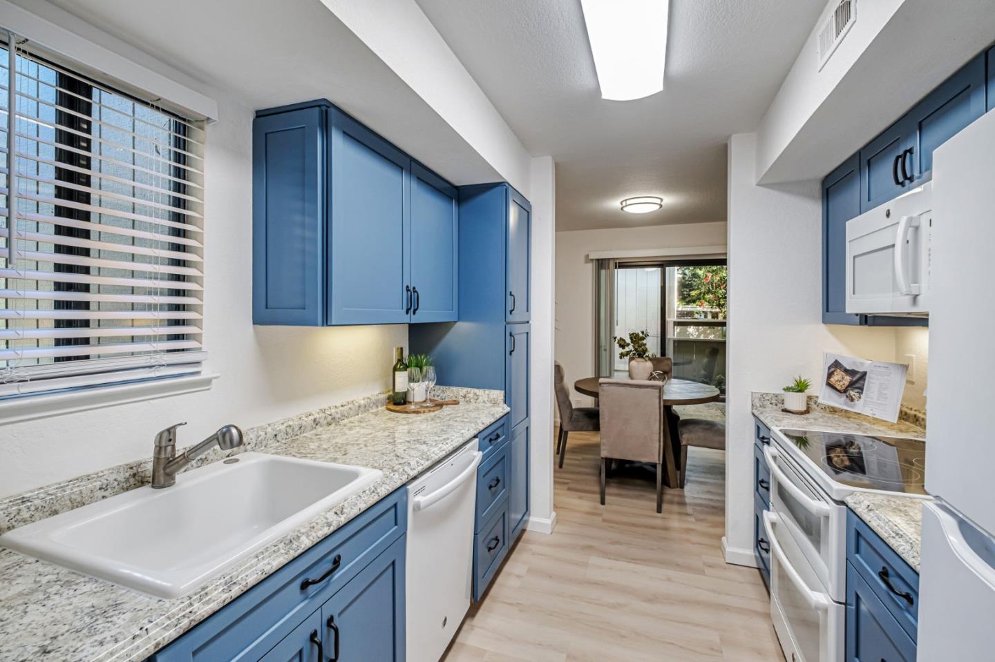 Detail Gallery Image 9 of 40 For 111 Bean Creek Rd #97,  Scotts Valley,  CA 95066 - 2 Beds | 1/1 Baths