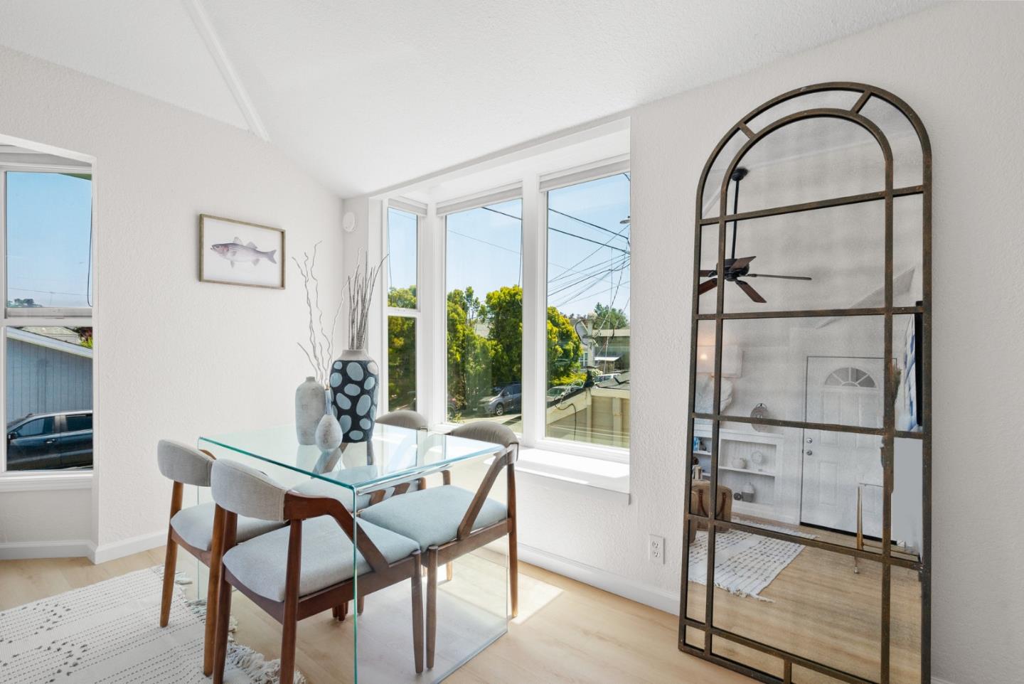 Detail Gallery Image 11 of 47 For 407 Seabright Ave, Santa Cruz,  CA 95062 - 3 Beds | 2 Baths