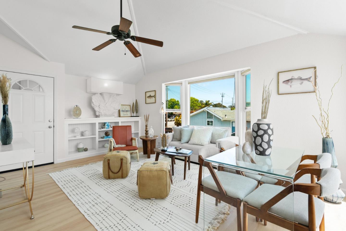 Detail Gallery Image 12 of 47 For 407 Seabright Ave, Santa Cruz,  CA 95062 - 3 Beds | 2 Baths
