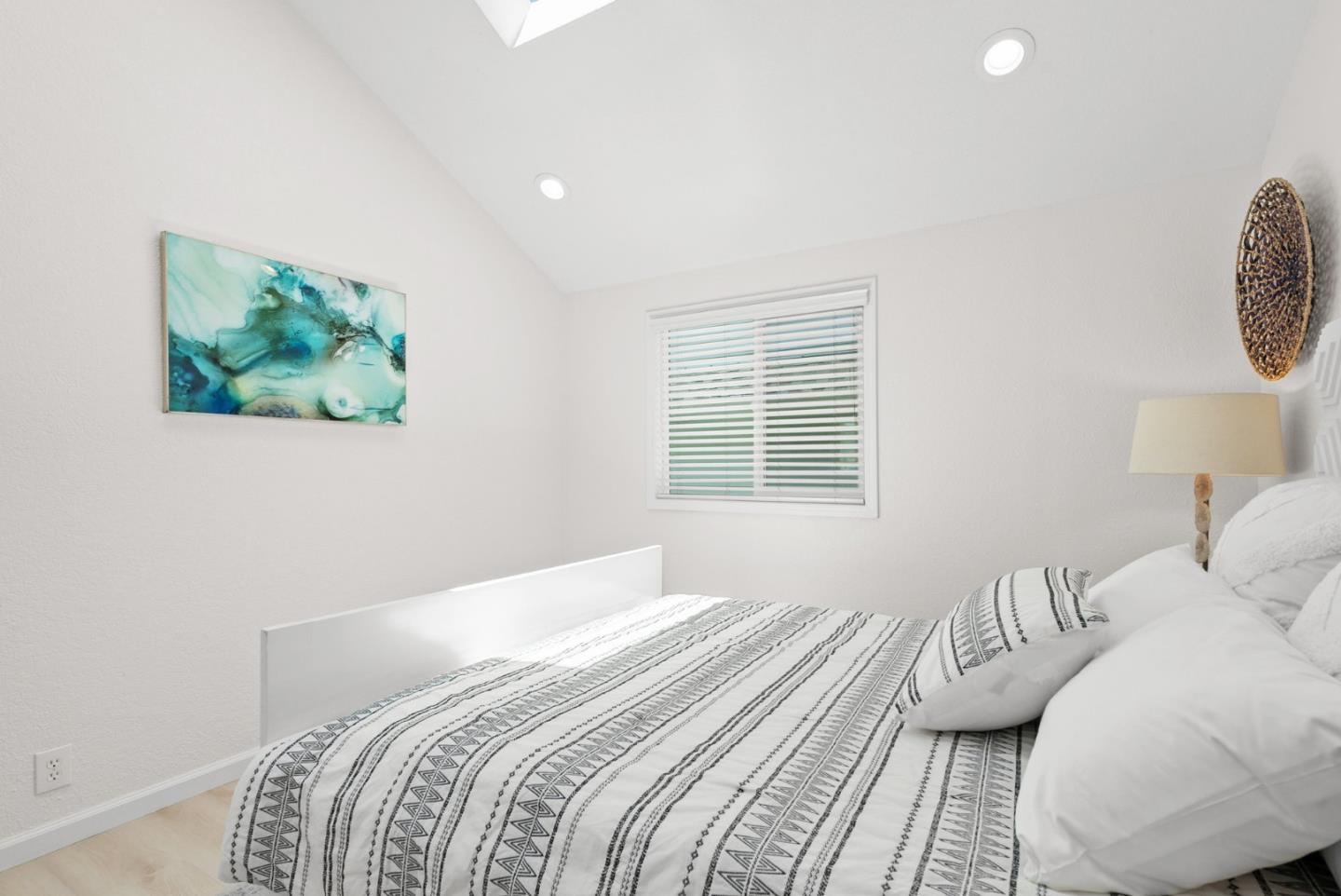 Detail Gallery Image 22 of 47 For 407 Seabright Ave, Santa Cruz,  CA 95062 - 3 Beds | 2 Baths