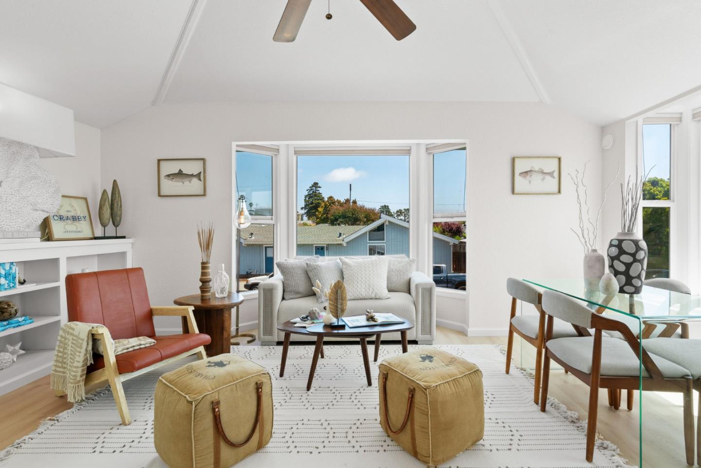 Detail Gallery Image 4 of 47 For 407 Seabright Ave, Santa Cruz,  CA 95062 - 3 Beds | 2 Baths