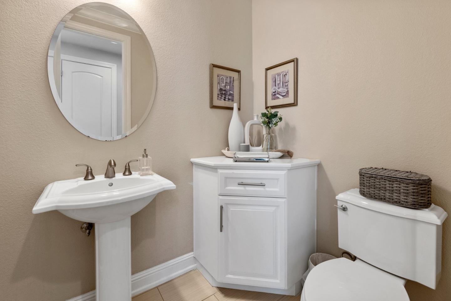 Detail Gallery Image 15 of 86 For 18720 Buena Ventura Ct, Morgan Hill,  CA 95037 - 4 Beds | 3/1 Baths