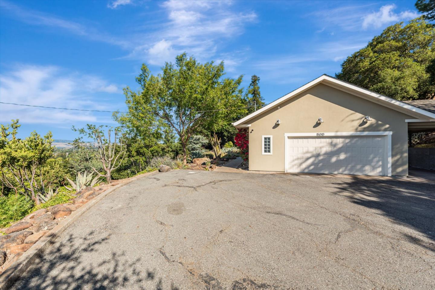 Detail Gallery Image 64 of 66 For 15010 Larga Vista Dr, Los Gatos,  CA 95032 - 3 Beds | 2/1 Baths