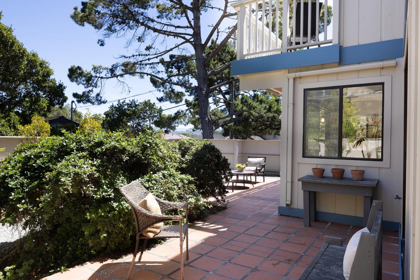 Detail Gallery Image 17 of 28 For 1220 Harrison St, Monterey,  CA 93940 - 3 Beds | 2/1 Baths