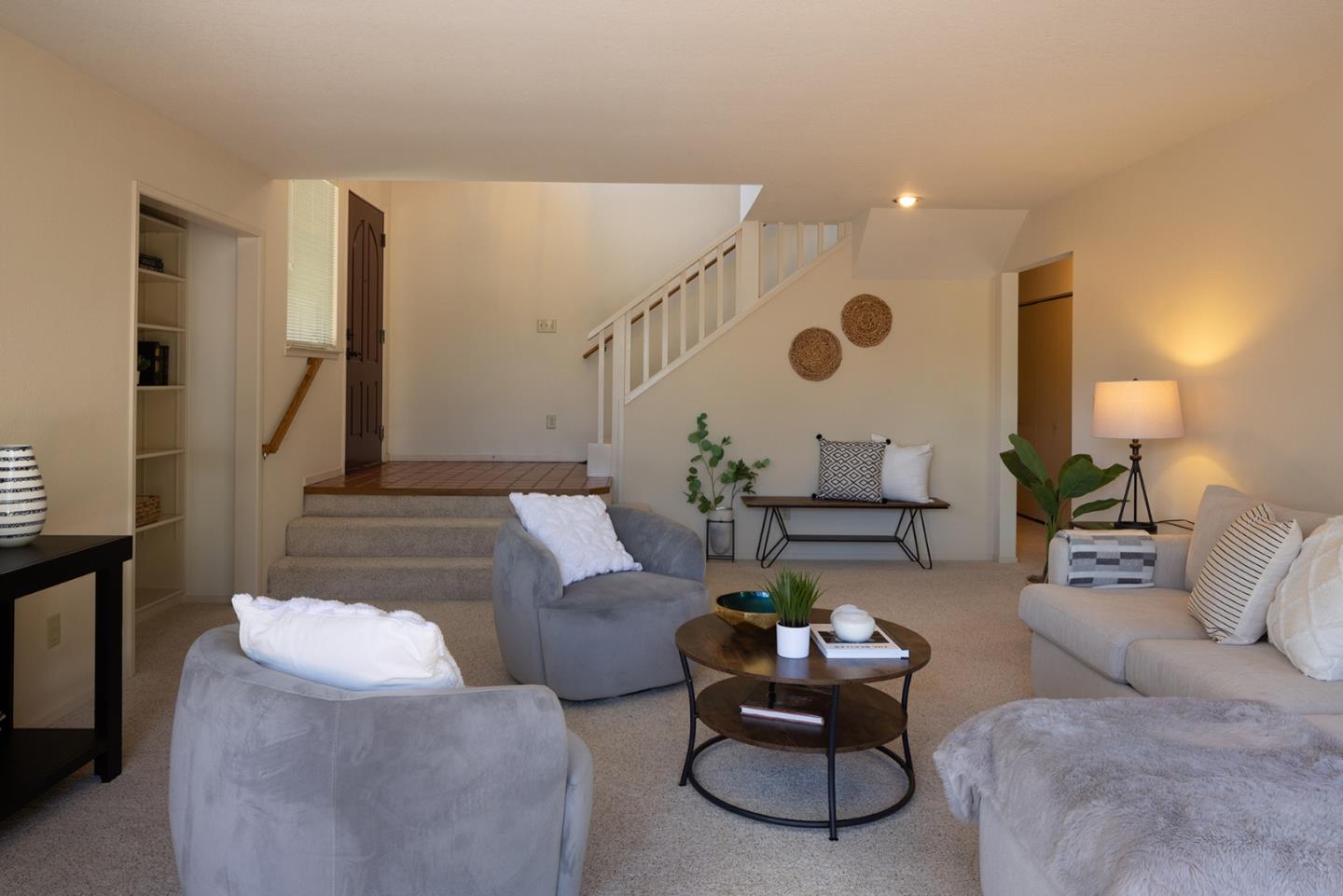 Detail Gallery Image 4 of 28 For 1220 Harrison St, Monterey,  CA 93940 - 3 Beds | 2/1 Baths