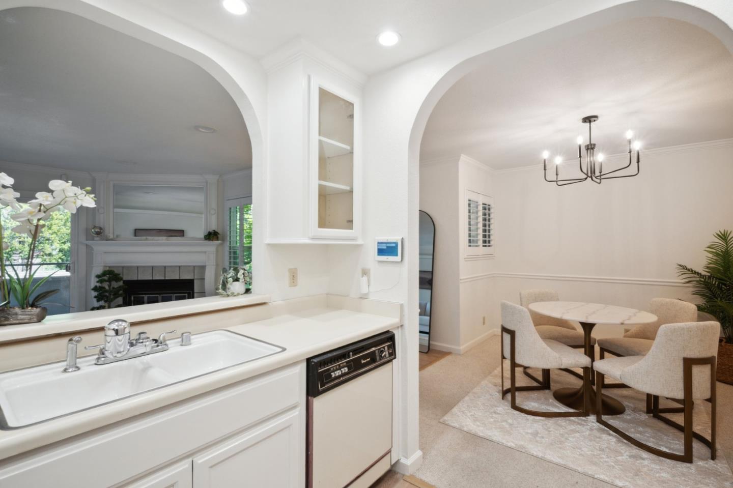 Detail Gallery Image 11 of 30 For 4519 Waterville Dr, San Jose,  CA 95118 - 1 Beds | 1 Baths