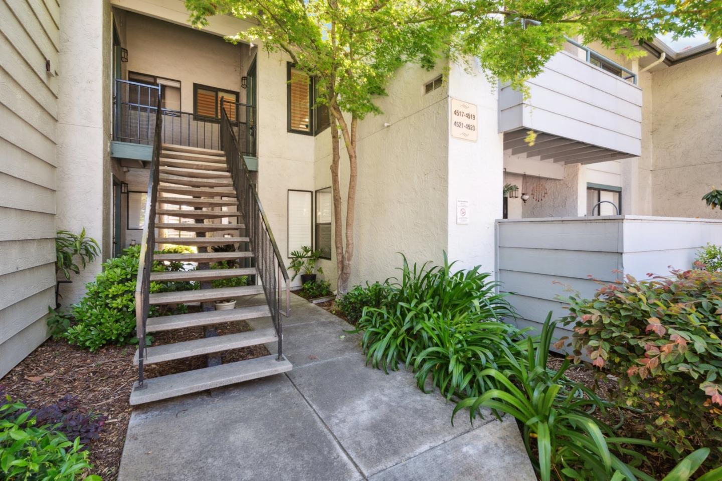 Detail Gallery Image 4 of 30 For 4519 Waterville Dr, San Jose,  CA 95118 - 1 Beds | 1 Baths