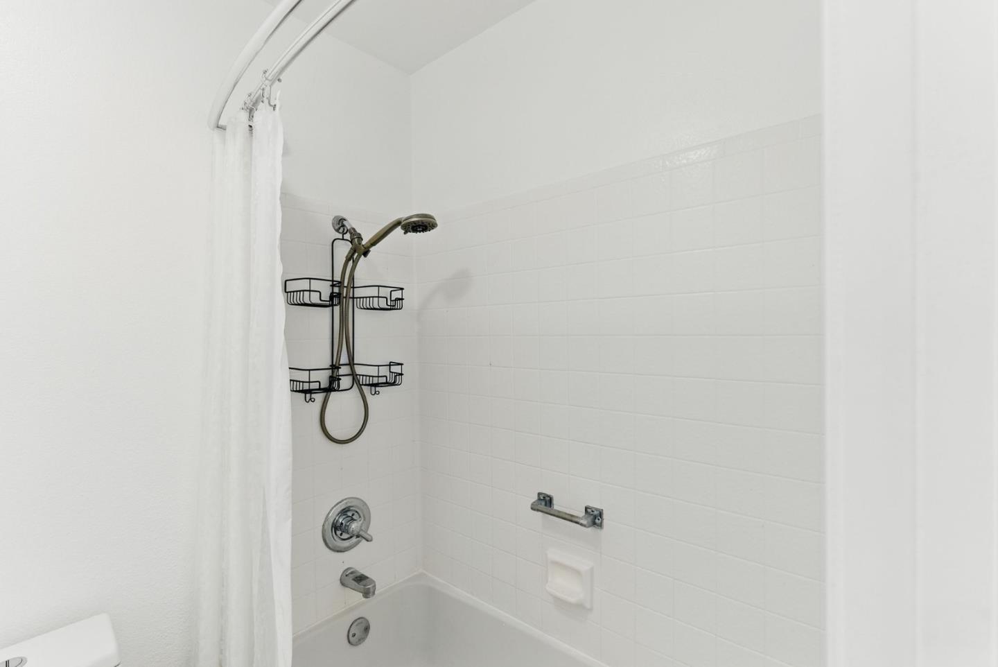 Detail Gallery Image 16 of 28 For 6198 Civic Terrace Ave a,  Newark,  CA 94560 - 2 Beds | 2 Baths