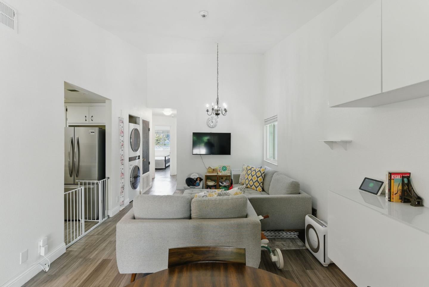 Detail Gallery Image 3 of 28 For 6198 Civic Terrace Ave a,  Newark,  CA 94560 - 2 Beds | 2 Baths