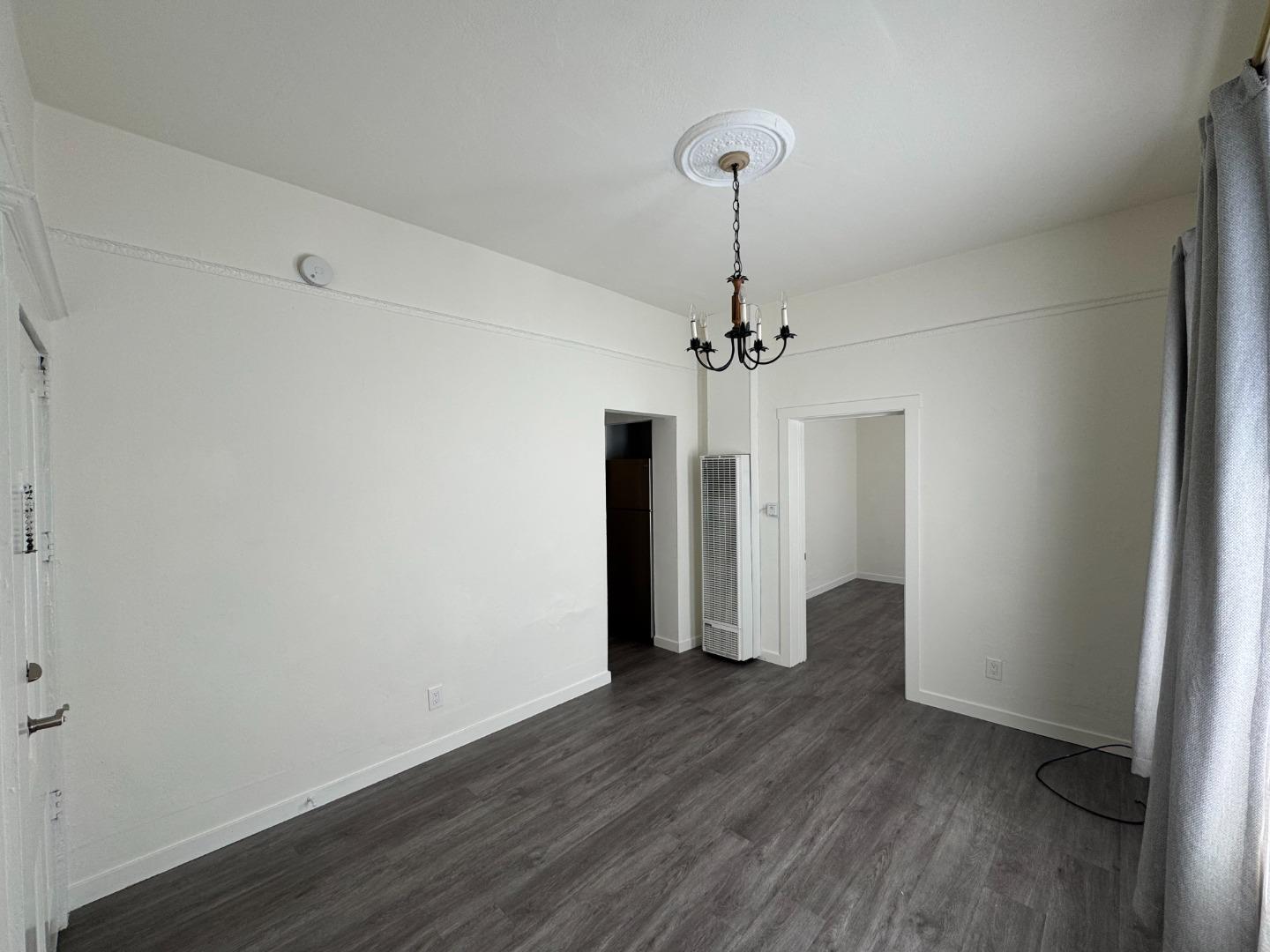 Detail Gallery Image 5 of 10 For 326 Cortland Ave, San Francisco,  CA 94110 - – Beds | – Baths