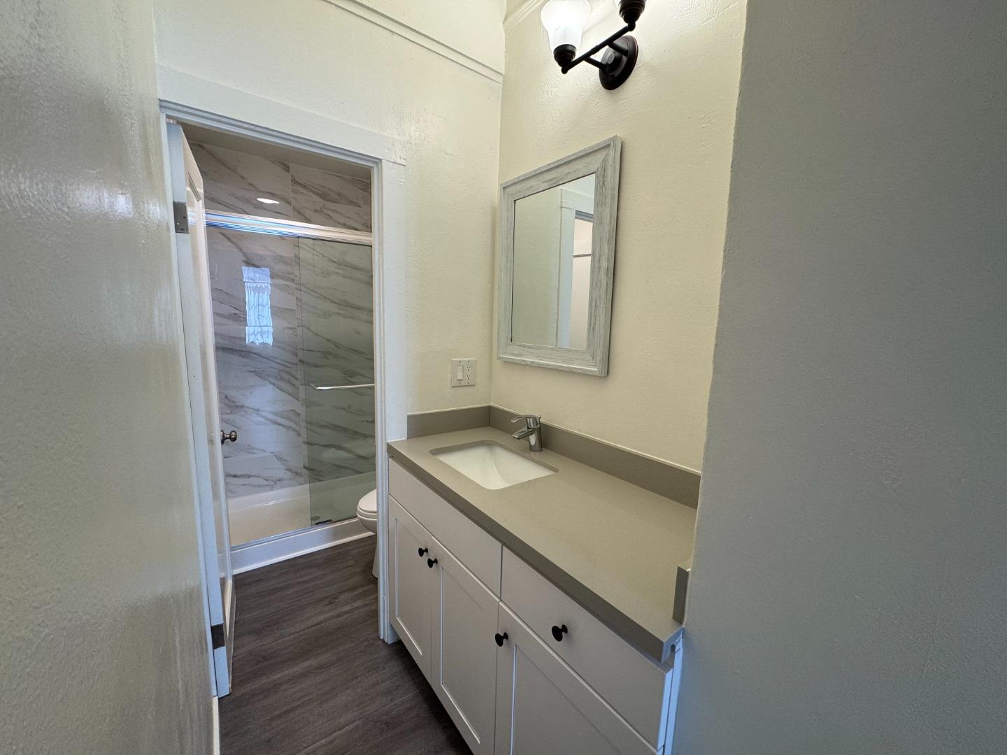 Detail Gallery Image 6 of 10 For 326 Cortland Ave, San Francisco,  CA 94110 - – Beds | – Baths