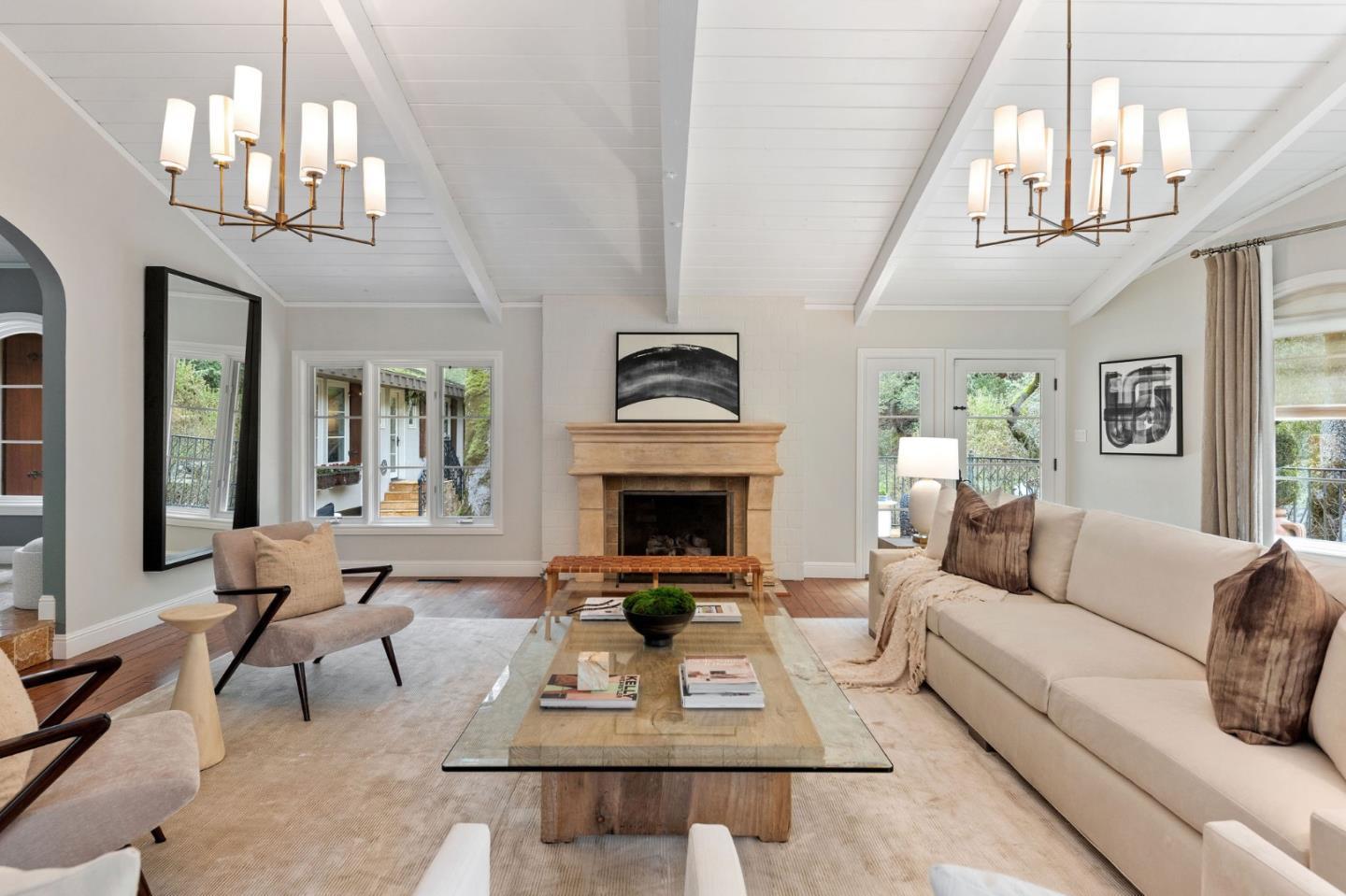 Detail Gallery Image 12 of 99 For 1260 Hayne Rd, Hillsborough,  CA 94010 - 4 Beds | 4 Baths