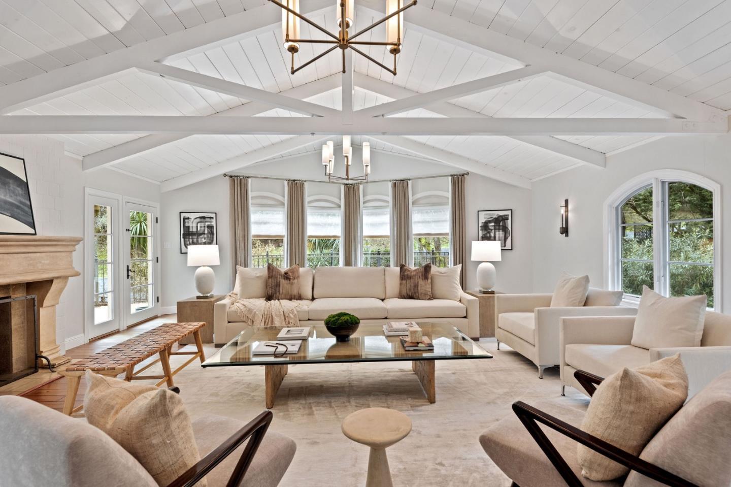 Detail Gallery Image 15 of 99 For 1260 Hayne Rd, Hillsborough,  CA 94010 - 4 Beds | 4 Baths
