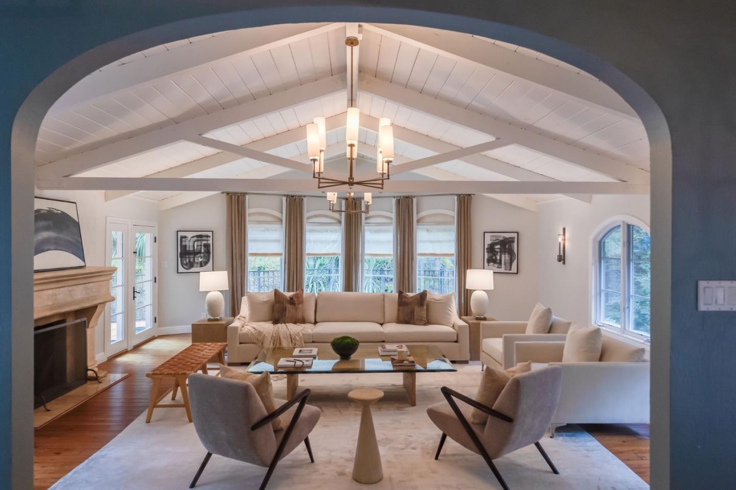 Detail Gallery Image 16 of 99 For 1260 Hayne Rd, Hillsborough,  CA 94010 - 4 Beds | 4 Baths