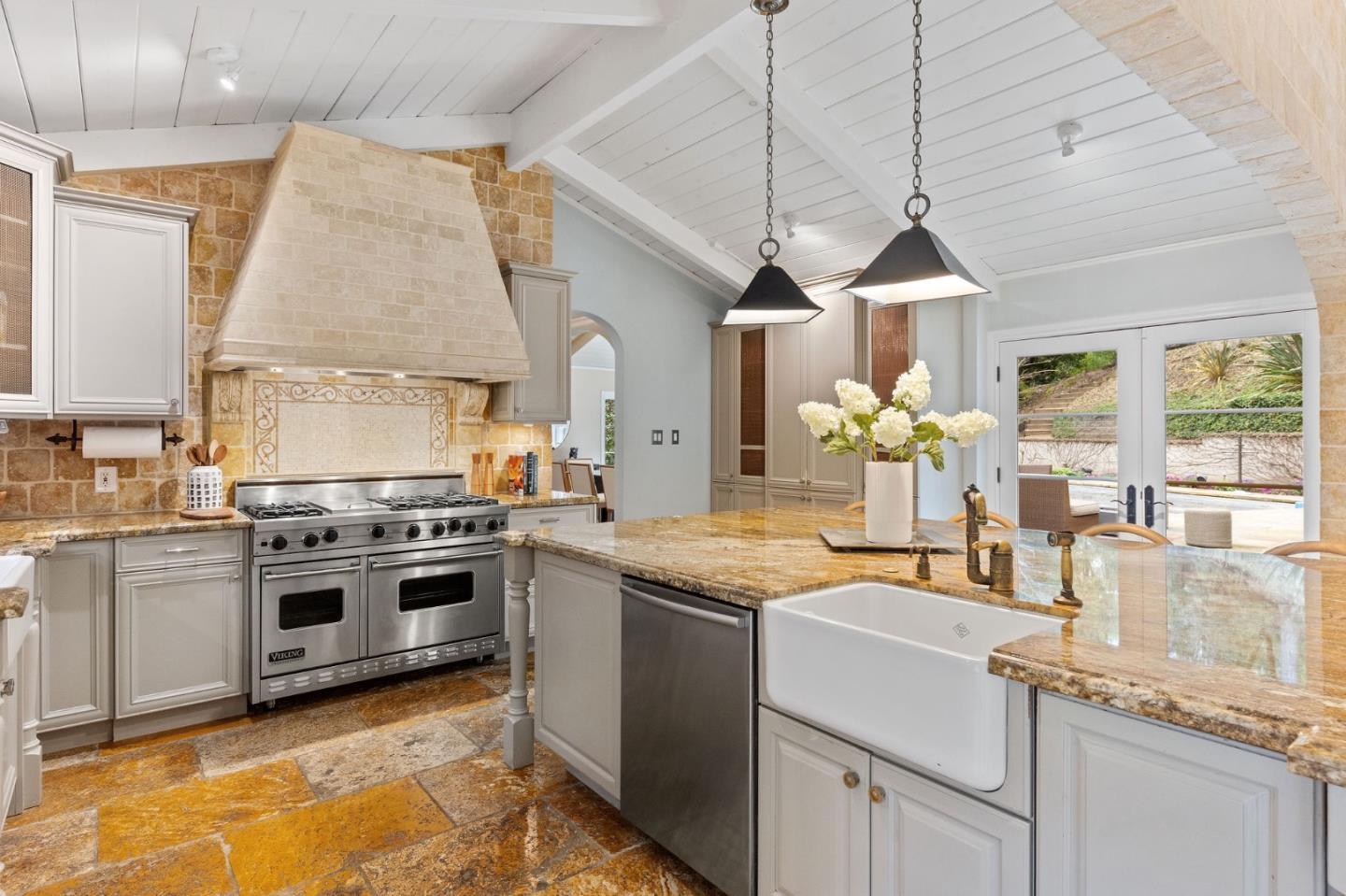 Detail Gallery Image 29 of 99 For 1260 Hayne Rd, Hillsborough,  CA 94010 - 4 Beds | 4 Baths