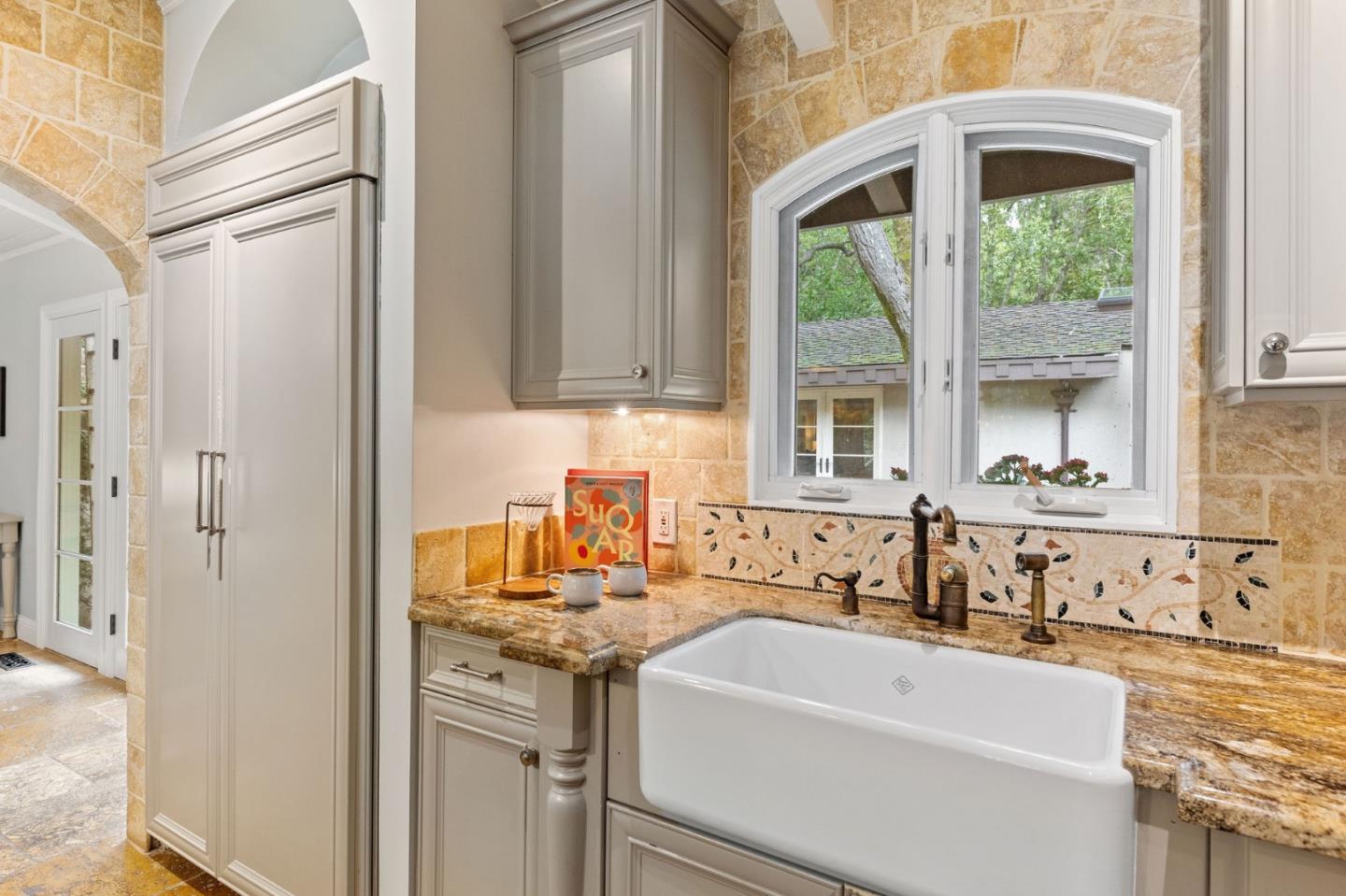 Detail Gallery Image 31 of 99 For 1260 Hayne Rd, Hillsborough,  CA 94010 - 4 Beds | 4 Baths