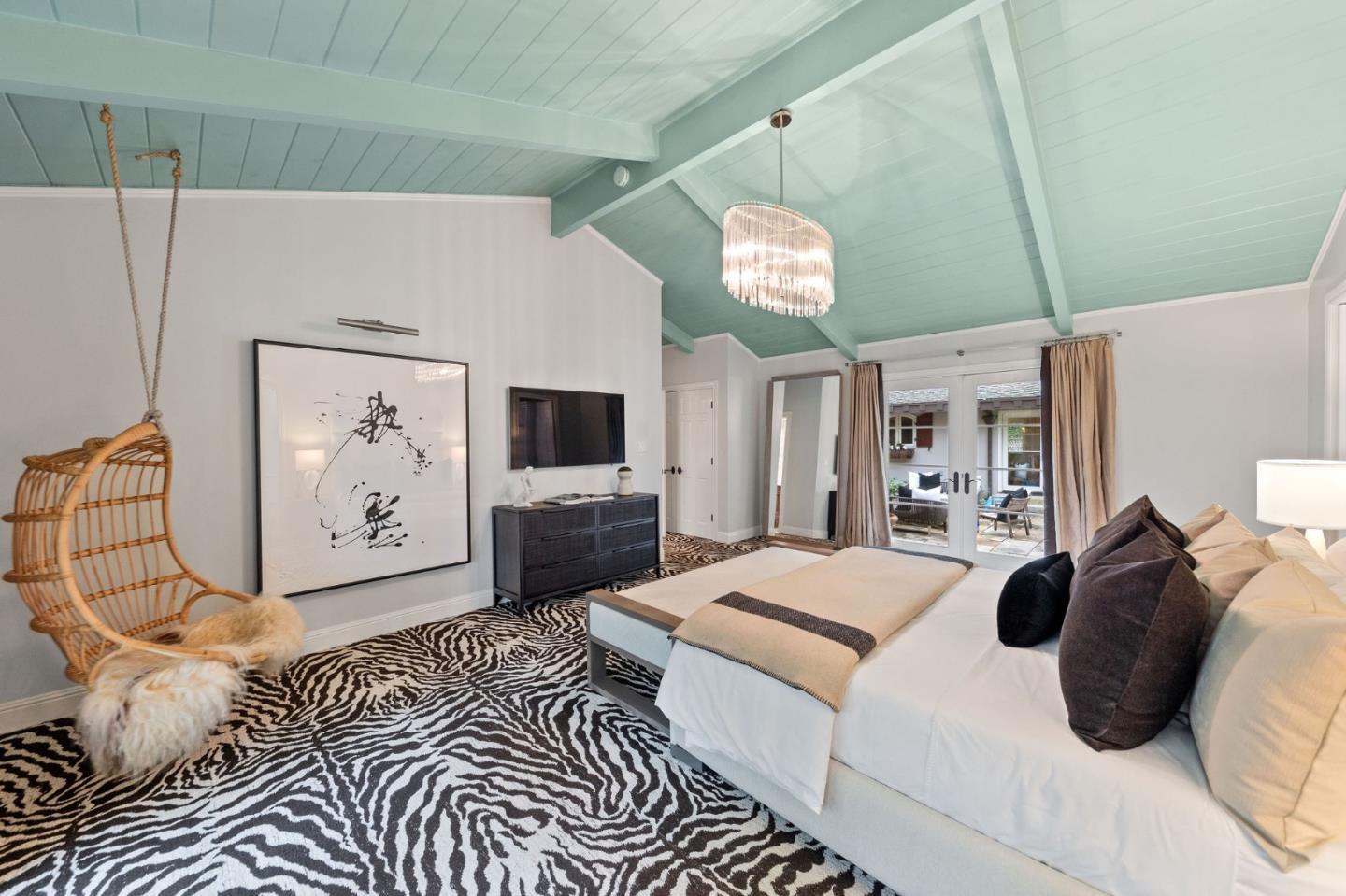 Detail Gallery Image 39 of 99 For 1260 Hayne Rd, Hillsborough,  CA 94010 - 4 Beds | 4 Baths