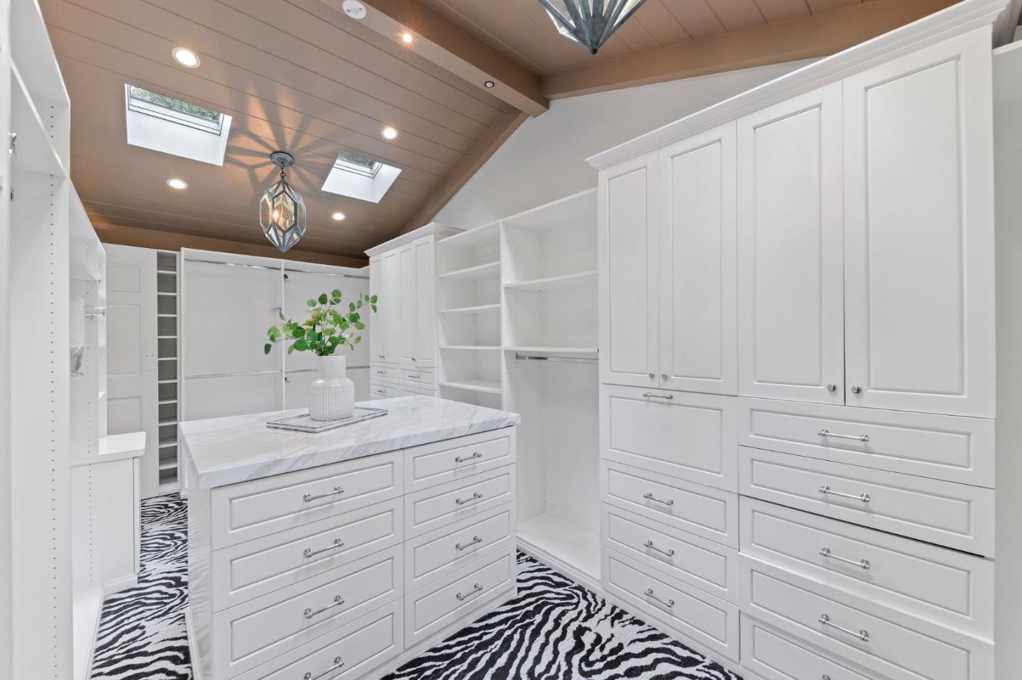 Detail Gallery Image 40 of 99 For 1260 Hayne Rd, Hillsborough,  CA 94010 - 4 Beds | 4 Baths