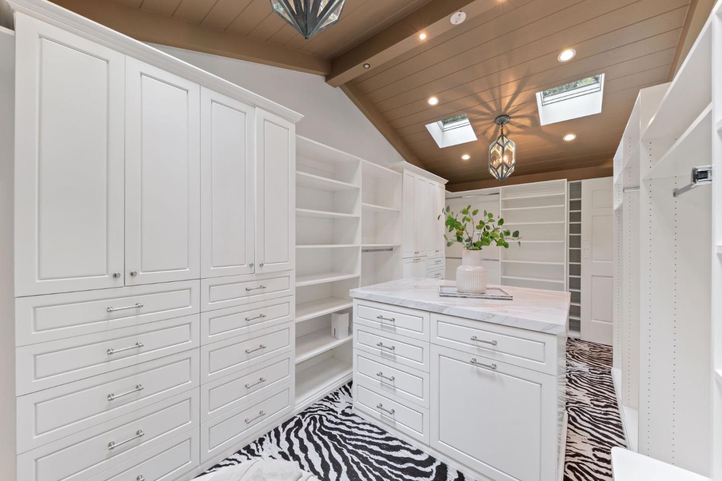 Detail Gallery Image 41 of 99 For 1260 Hayne Rd, Hillsborough,  CA 94010 - 4 Beds | 4 Baths