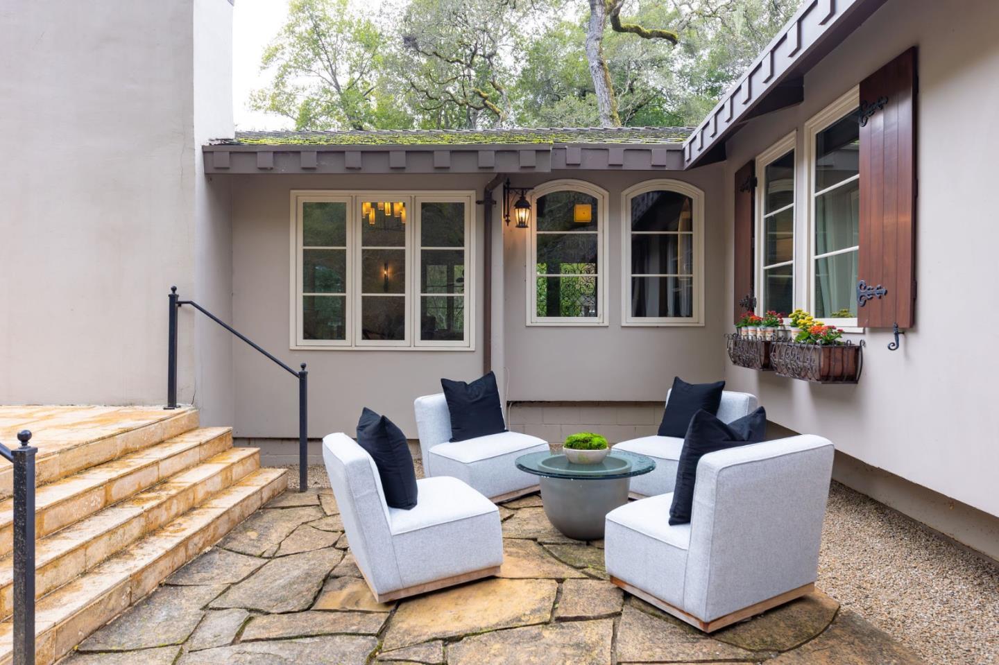 Detail Gallery Image 64 of 99 For 1260 Hayne Rd, Hillsborough,  CA 94010 - 4 Beds | 4 Baths