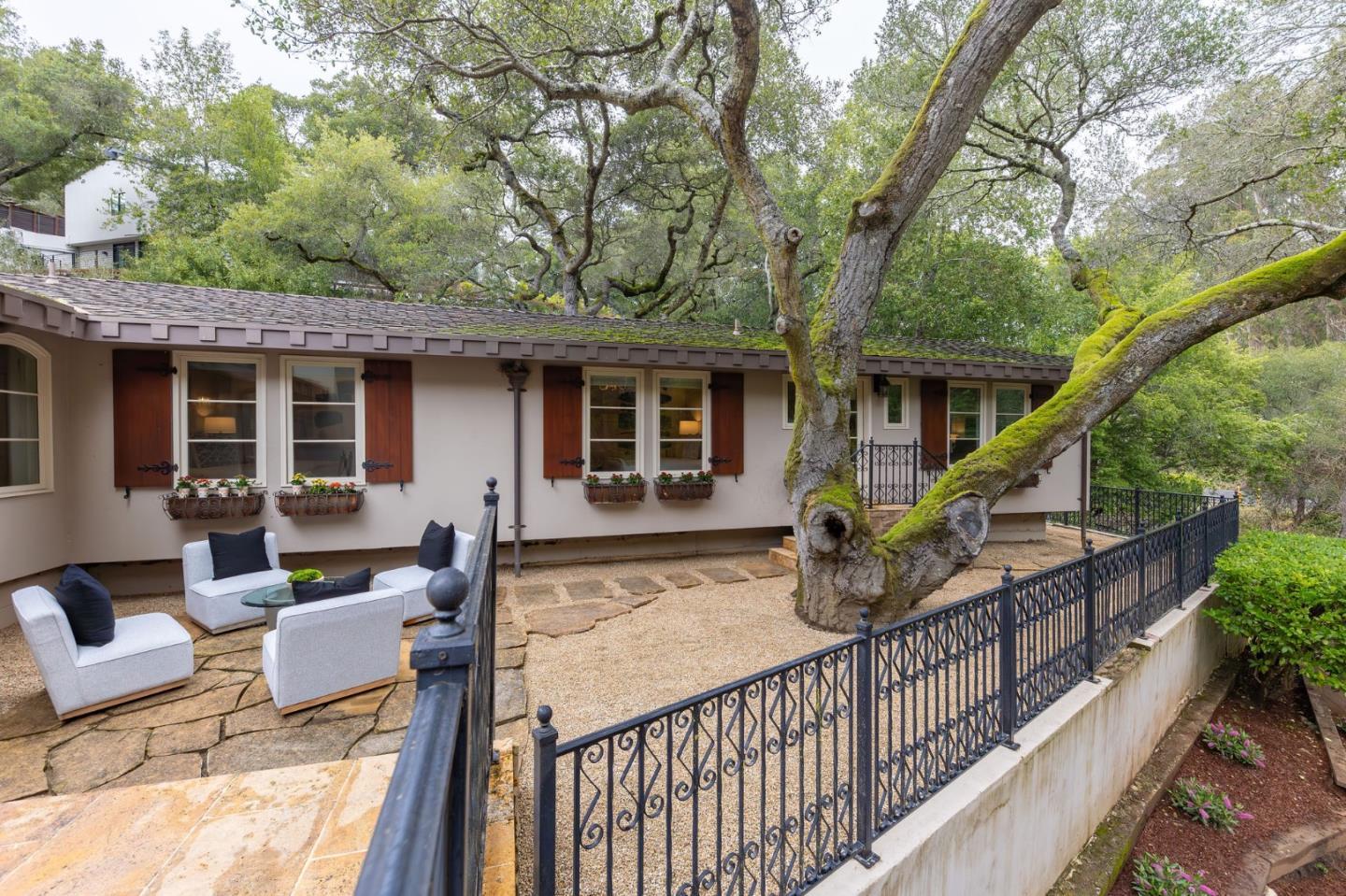 Detail Gallery Image 69 of 99 For 1260 Hayne Rd, Hillsborough,  CA 94010 - 4 Beds | 4 Baths