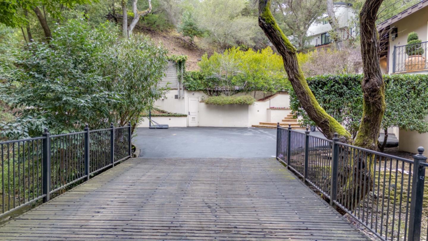 Detail Gallery Image 72 of 99 For 1260 Hayne Rd, Hillsborough,  CA 94010 - 4 Beds | 4 Baths