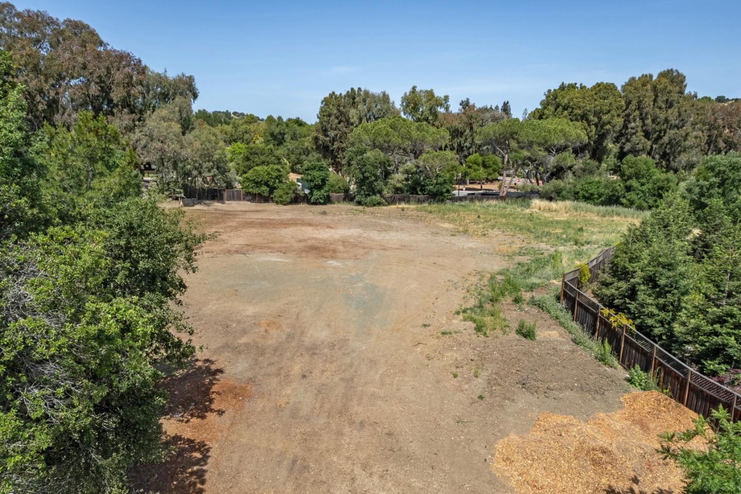 Detail Gallery Image 2 of 10 For 27121 W Fremont Rd, Los Altos Hills,  CA 94022 - – Beds | – Baths