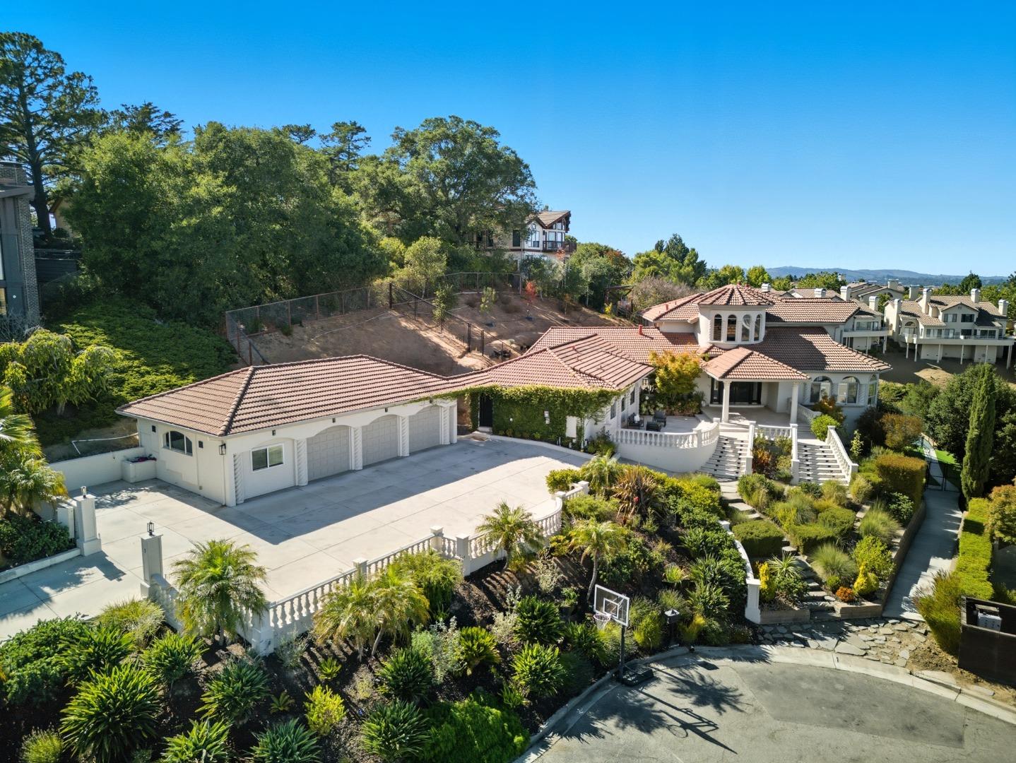 Detail Gallery Image 108 of 121 For 1 Lewis Ranch Rd, San Carlos,  CA 94070 - 6 Beds | 6/1 Baths