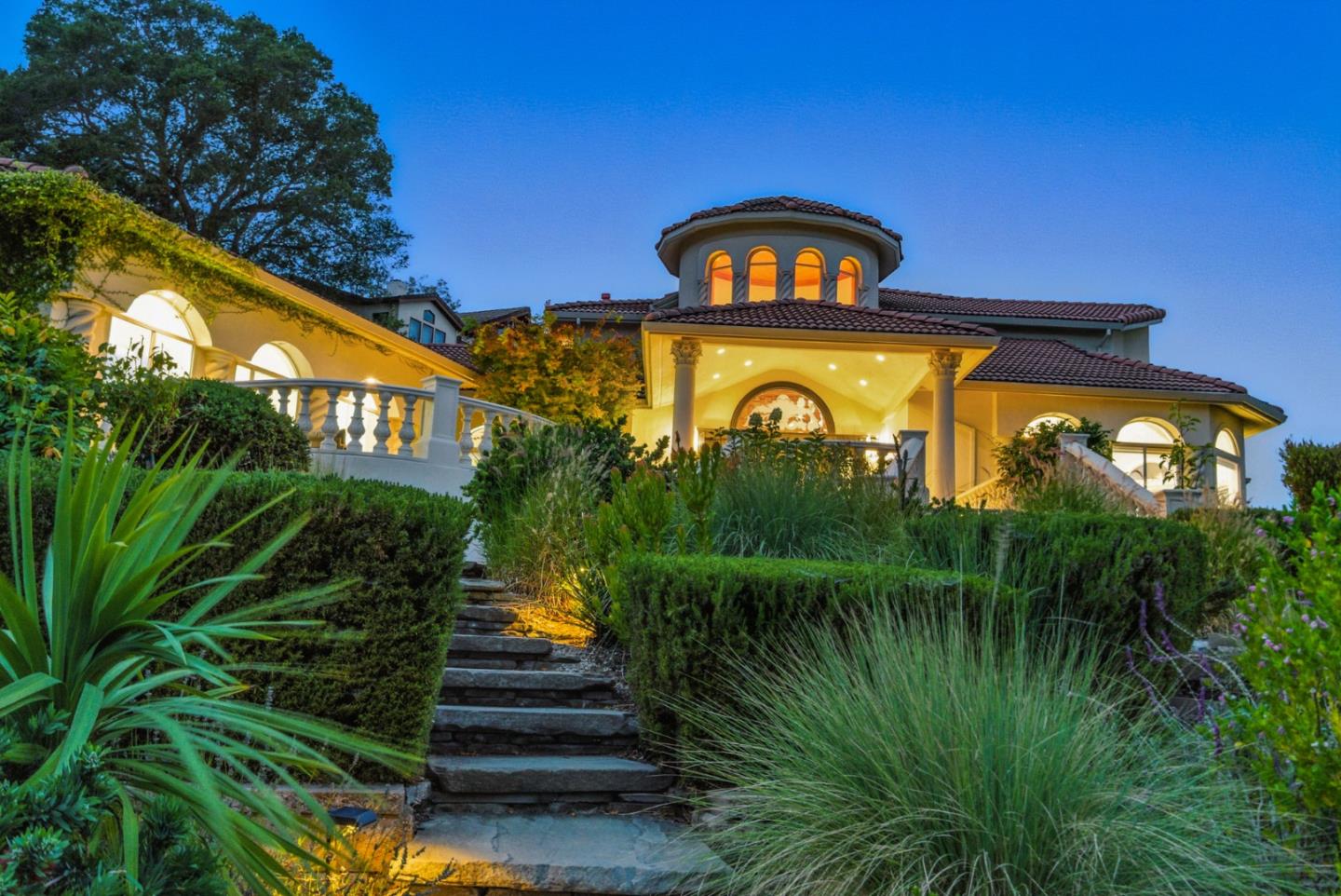 Detail Gallery Image 121 of 121 For 1 Lewis Ranch Rd, San Carlos,  CA 94070 - 6 Beds | 6/1 Baths