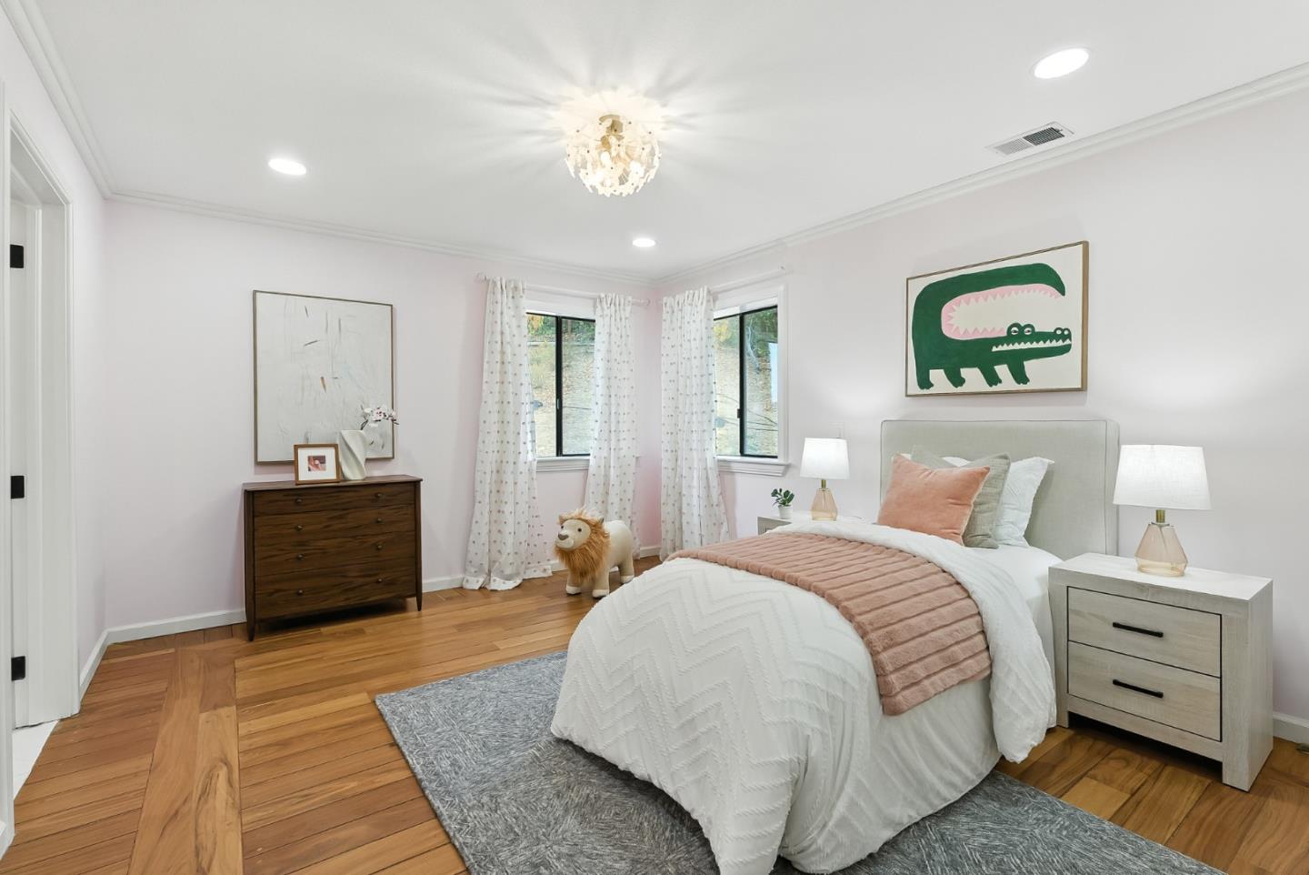 Detail Gallery Image 33 of 121 For 1 Lewis Ranch Rd, San Carlos,  CA 94070 - 6 Beds | 6/1 Baths