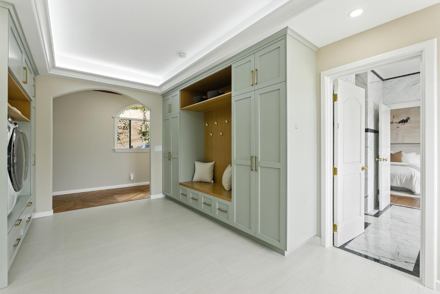 Detail Gallery Image 71 of 121 For 1 Lewis Ranch Rd, San Carlos,  CA 94070 - 6 Beds | 6/1 Baths