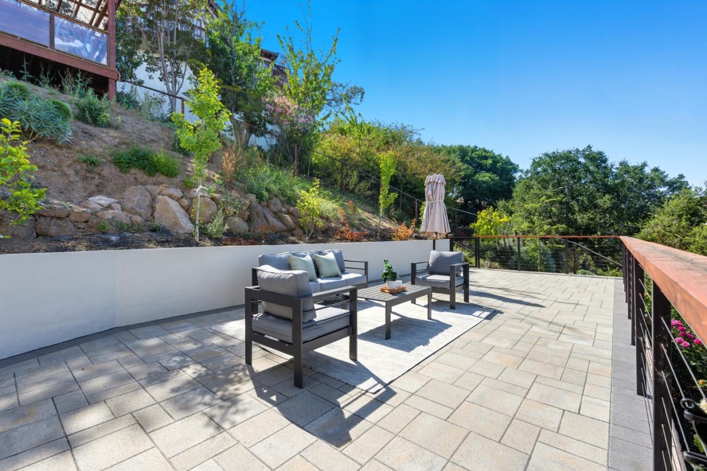 Detail Gallery Image 94 of 121 For 1 Lewis Ranch Rd, San Carlos,  CA 94070 - 6 Beds | 6/1 Baths