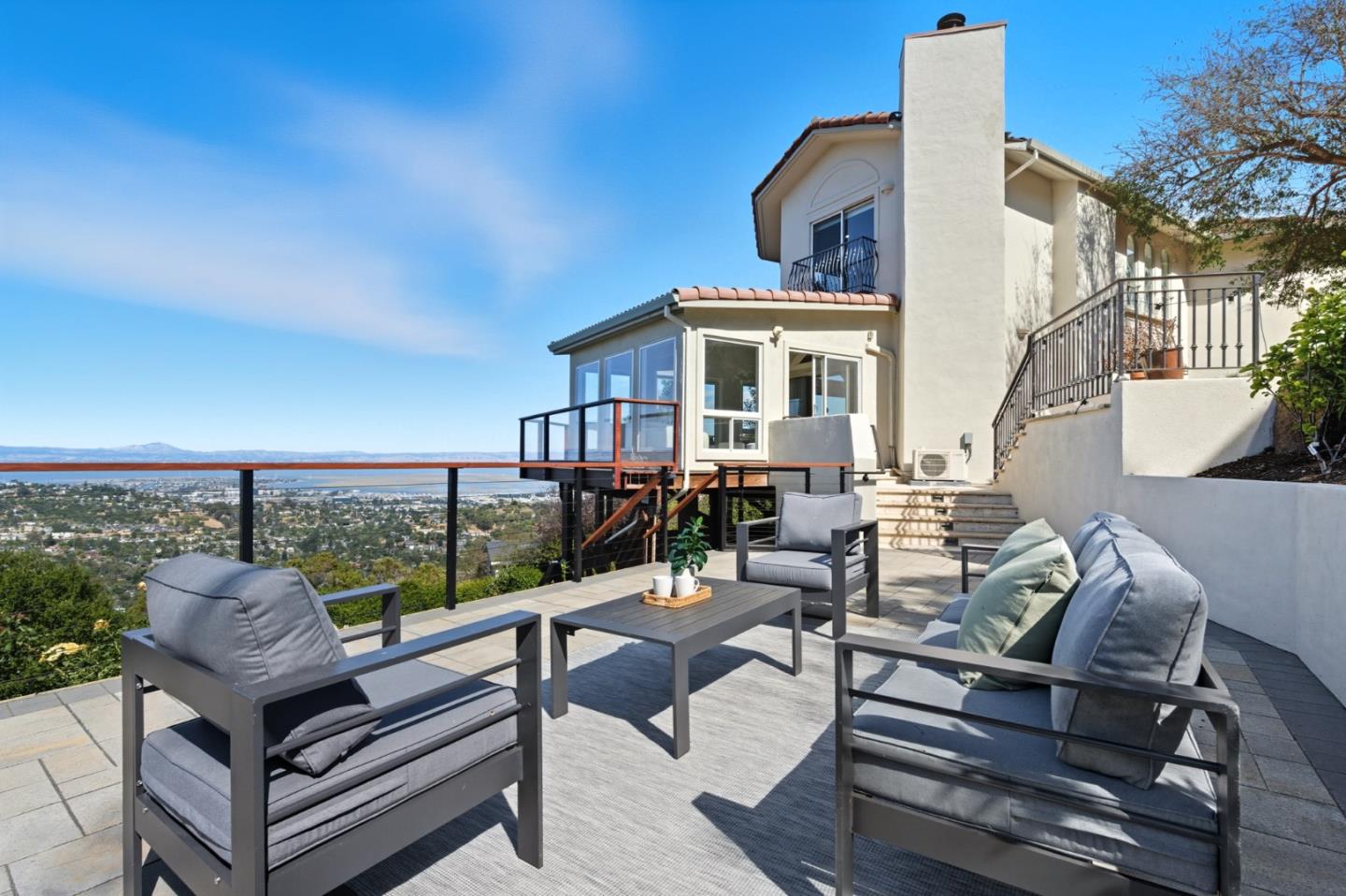 Detail Gallery Image 95 of 121 For 1 Lewis Ranch Rd, San Carlos,  CA 94070 - 6 Beds | 6/1 Baths