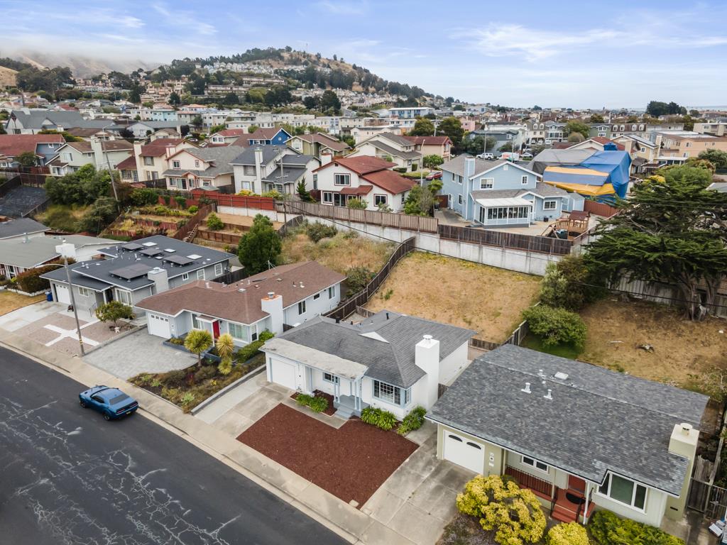 Detail Gallery Image 27 of 45 For 322 Forest View Dr, South San Francisco,  CA 94080 - 2 Beds | 1 Baths