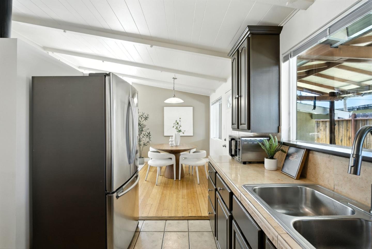 Detail Gallery Image 11 of 65 For 26709 Wauchula Way, Hayward,  CA 94545 - 3 Beds | 2 Baths