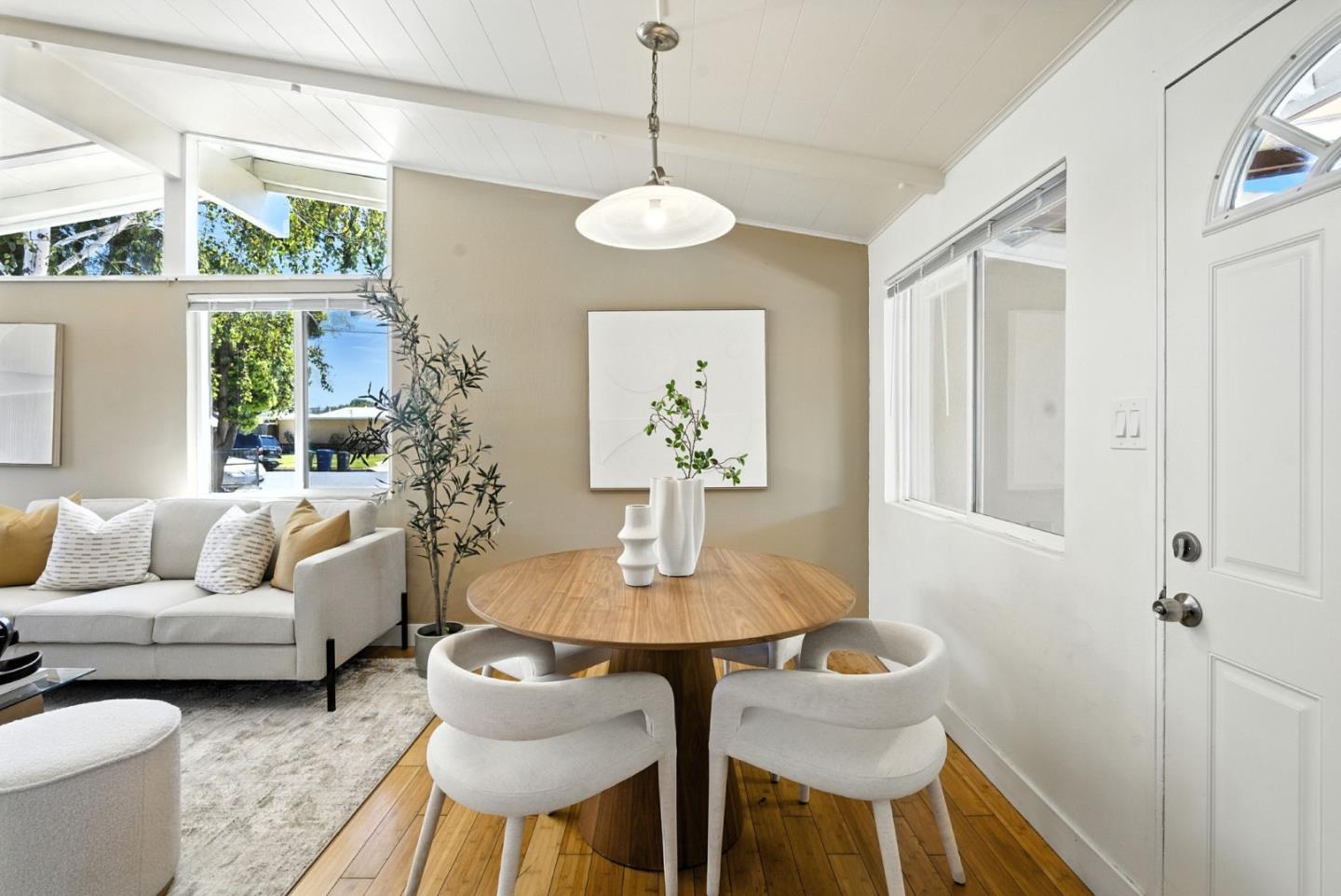 Detail Gallery Image 4 of 65 For 26709 Wauchula Way, Hayward,  CA 94545 - 3 Beds | 2 Baths