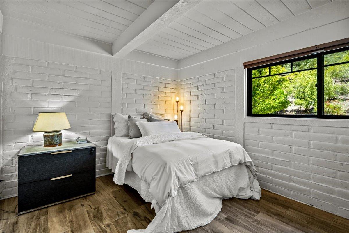 Detail Gallery Image 25 of 46 For 228 Vista Verde, Carmel Valley,  CA 93924 - 4 Beds | 3/1 Baths
