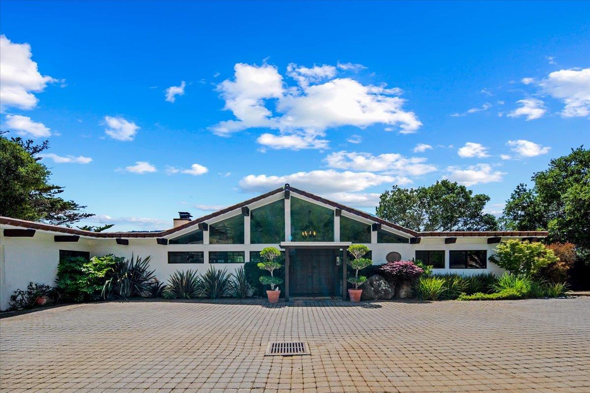 Detail Gallery Image 39 of 46 For 228 Vista Verde, Carmel Valley,  CA 93924 - 4 Beds | 3/1 Baths