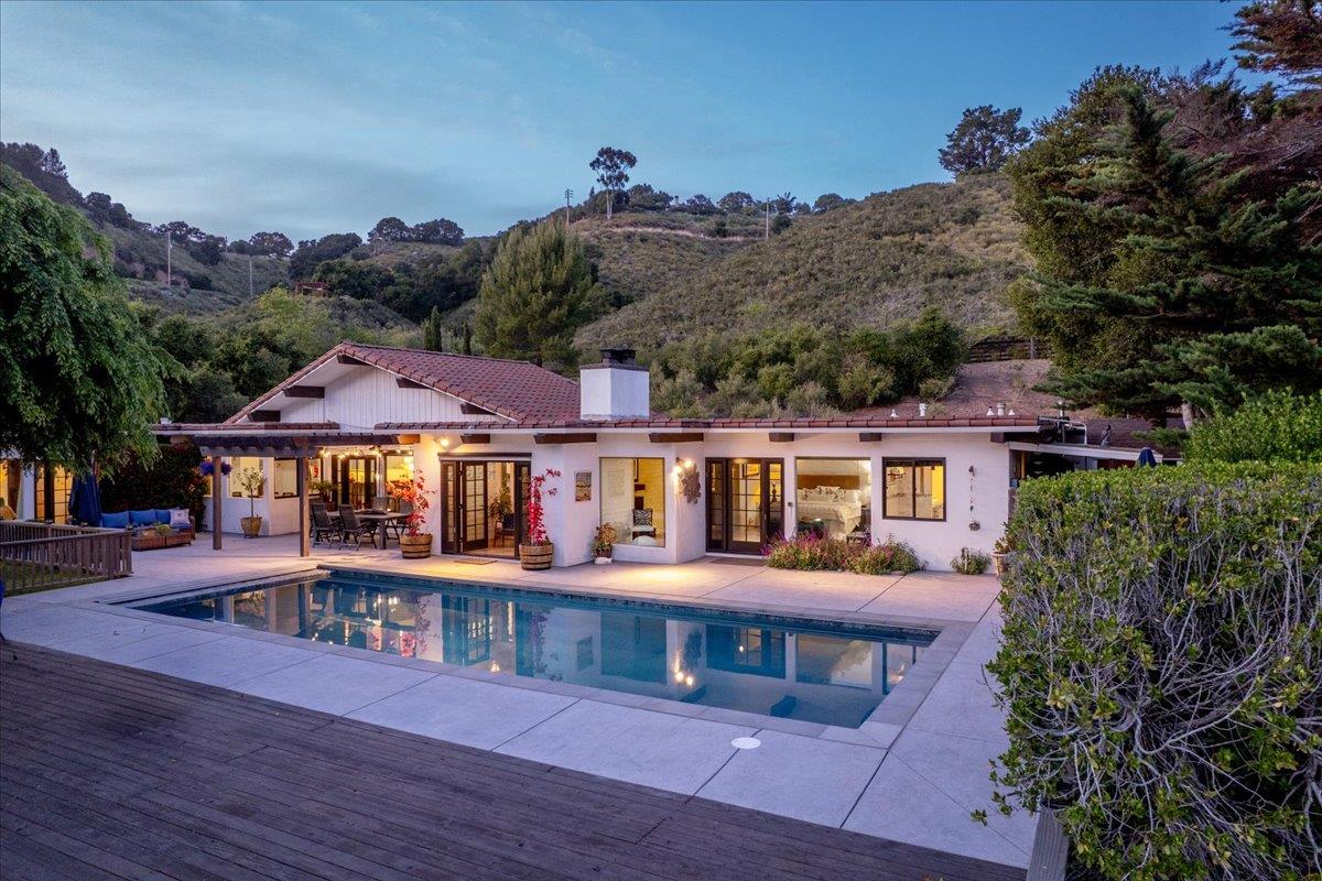 Detail Gallery Image 44 of 46 For 228 Vista Verde, Carmel Valley,  CA 93924 - 4 Beds | 3/1 Baths