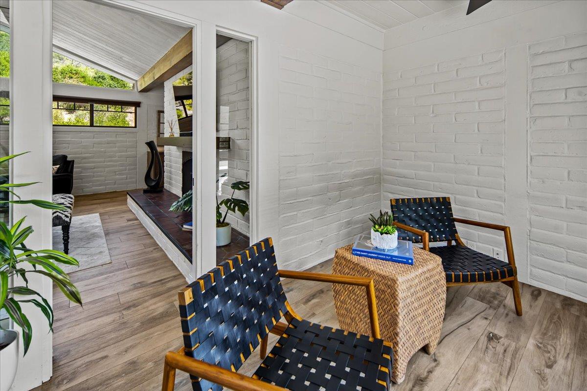 Detail Gallery Image 8 of 46 For 228 Vista Verde, Carmel Valley,  CA 93924 - 4 Beds | 3/1 Baths