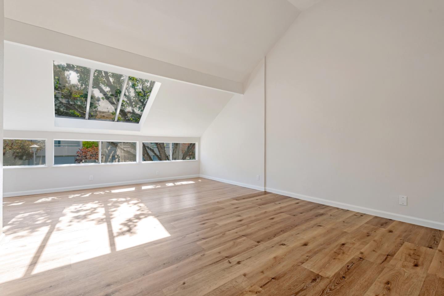 Detail Gallery Image 19 of 38 For 1805 Flint Creek Ct, San Jose,  CA 95148 - 3 Beds | 2/1 Baths