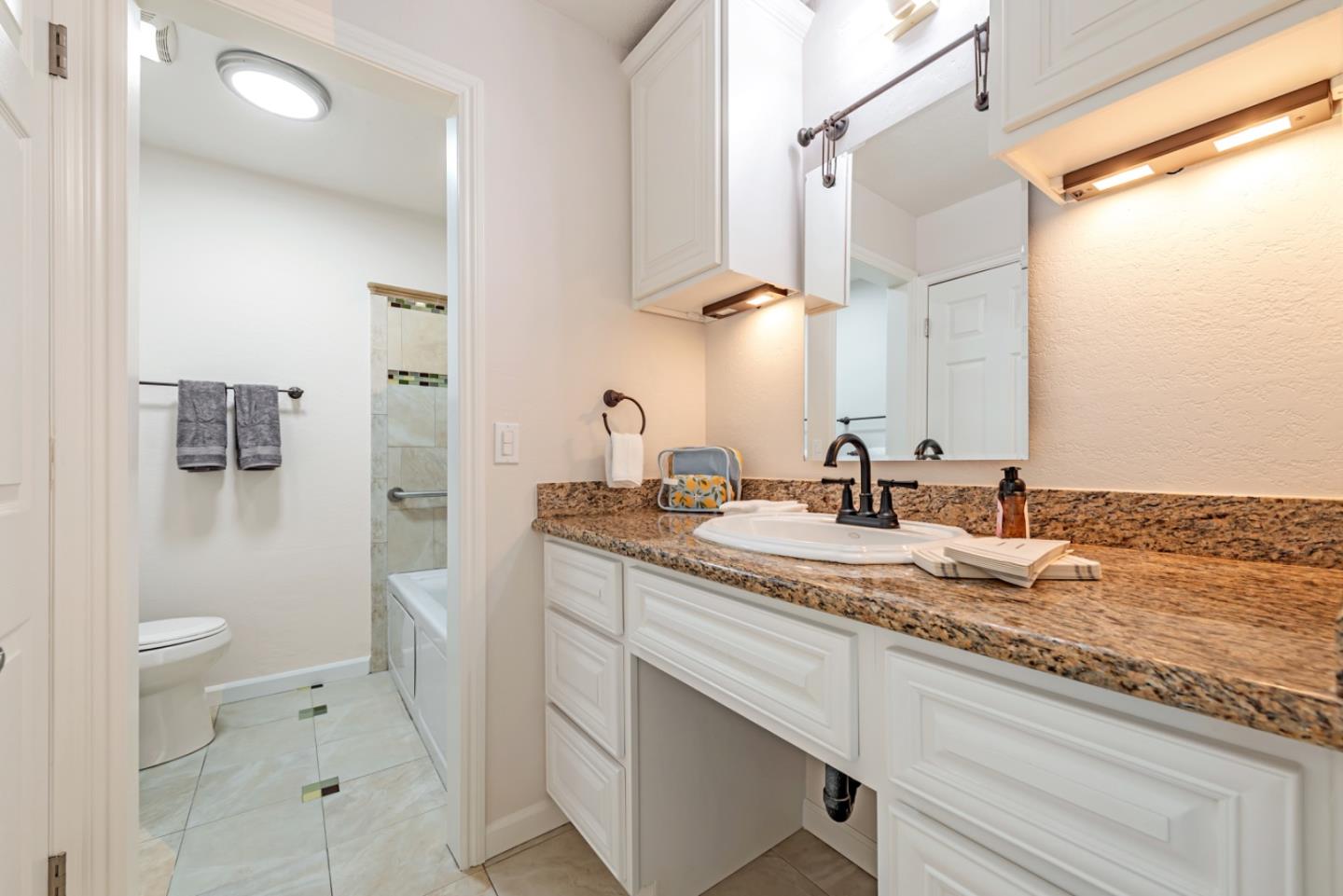 Detail Gallery Image 24 of 38 For 1805 Flint Creek Ct, San Jose,  CA 95148 - 3 Beds | 2/1 Baths