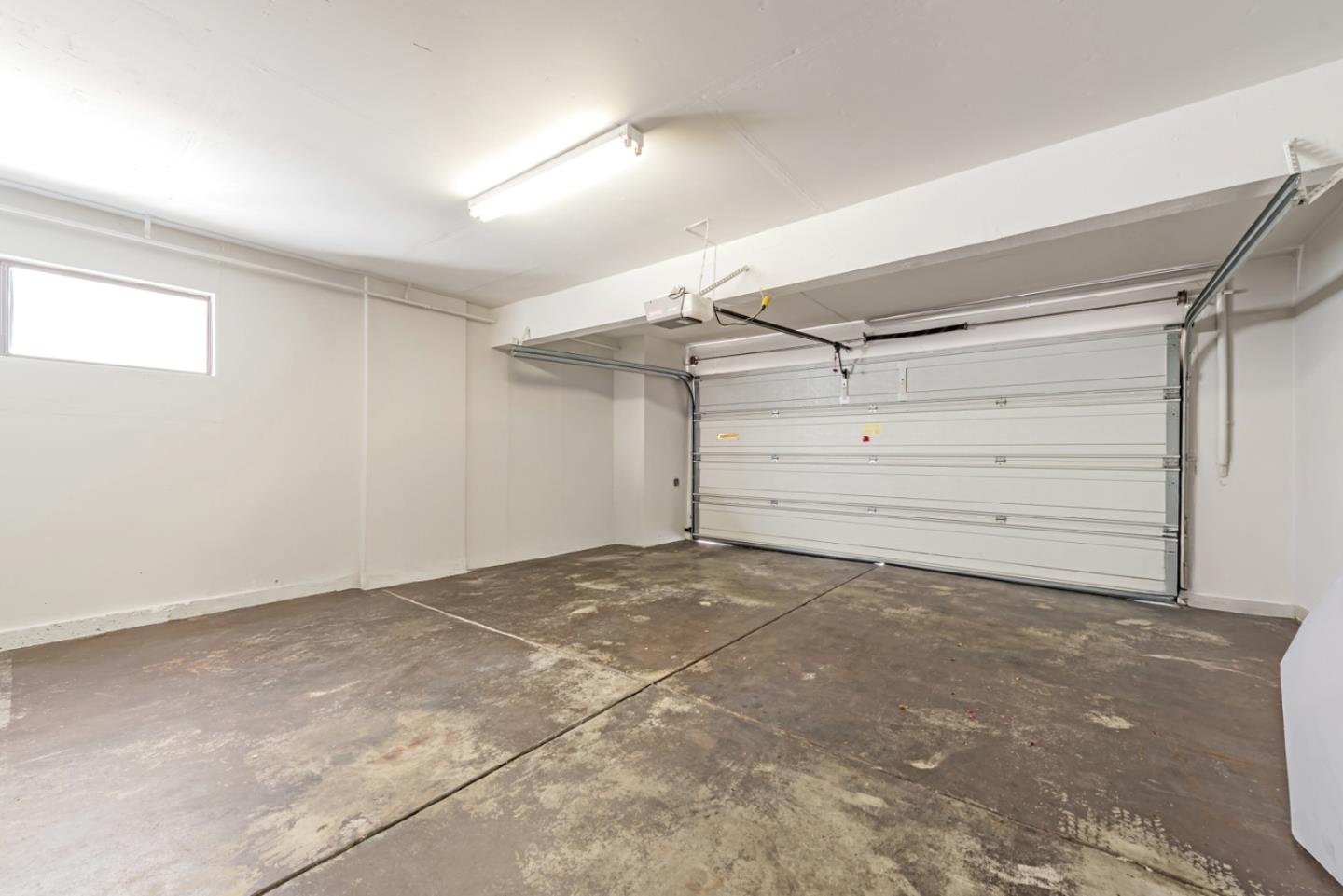 Detail Gallery Image 26 of 38 For 1805 Flint Creek Ct, San Jose,  CA 95148 - 3 Beds | 2/1 Baths
