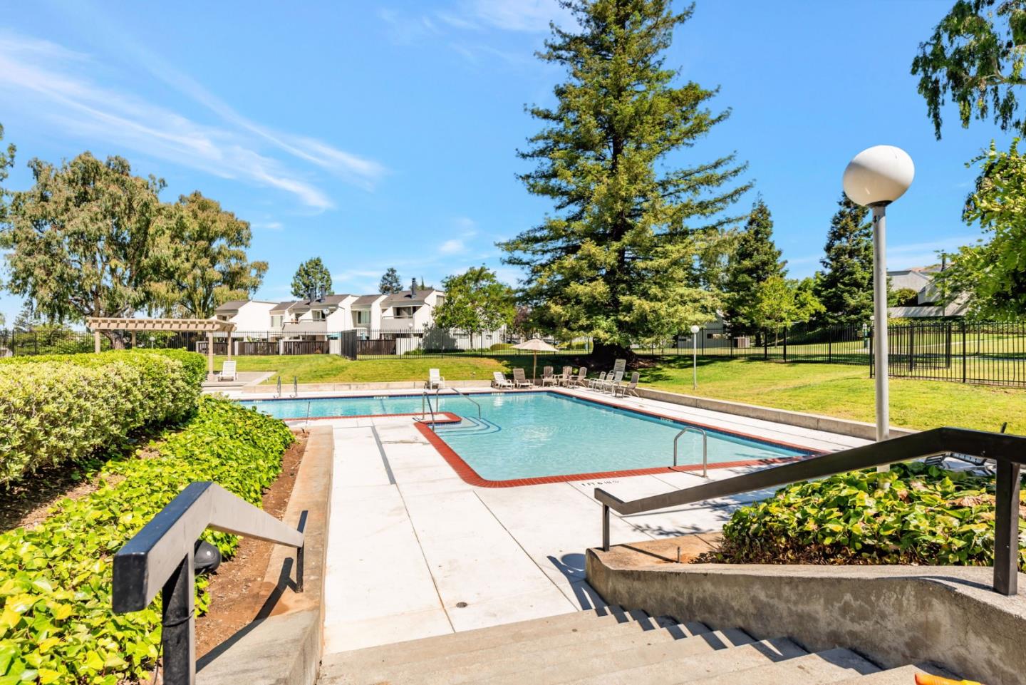 Detail Gallery Image 36 of 38 For 1805 Flint Creek Ct, San Jose,  CA 95148 - 3 Beds | 2/1 Baths